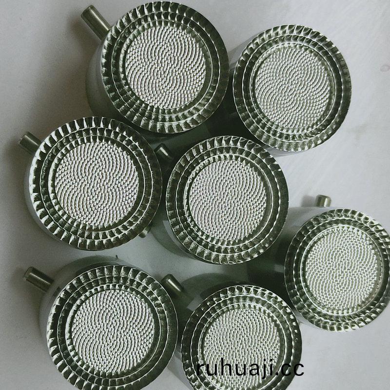 燈(deng)罩(zhao)糢具16